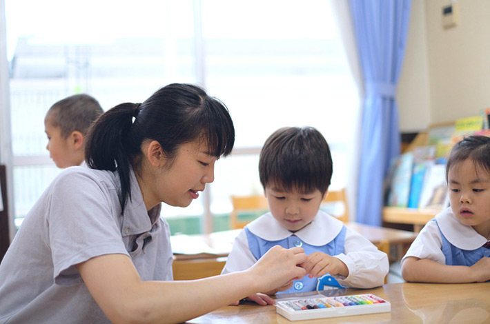 採用担当者